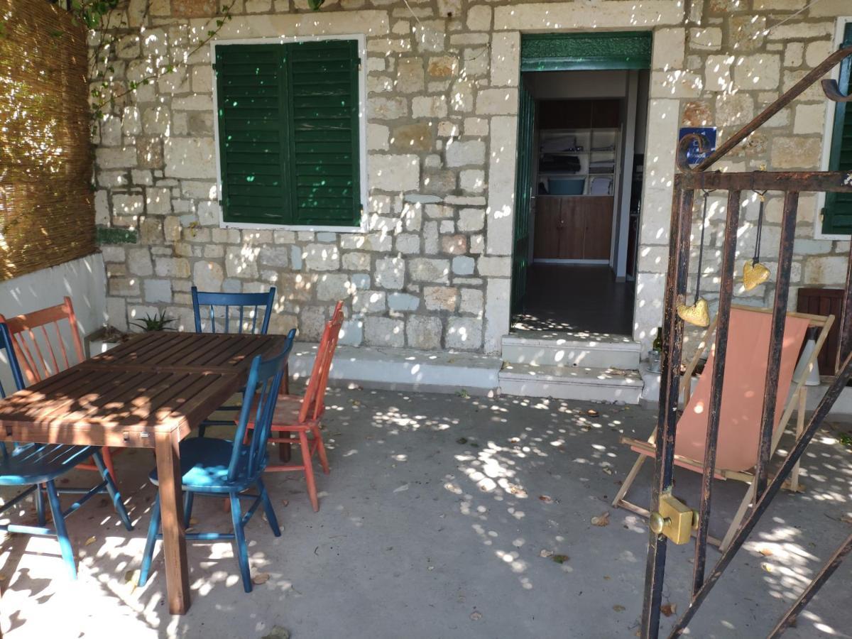 Beach House Gusla Komiža Εξωτερικό φωτογραφία